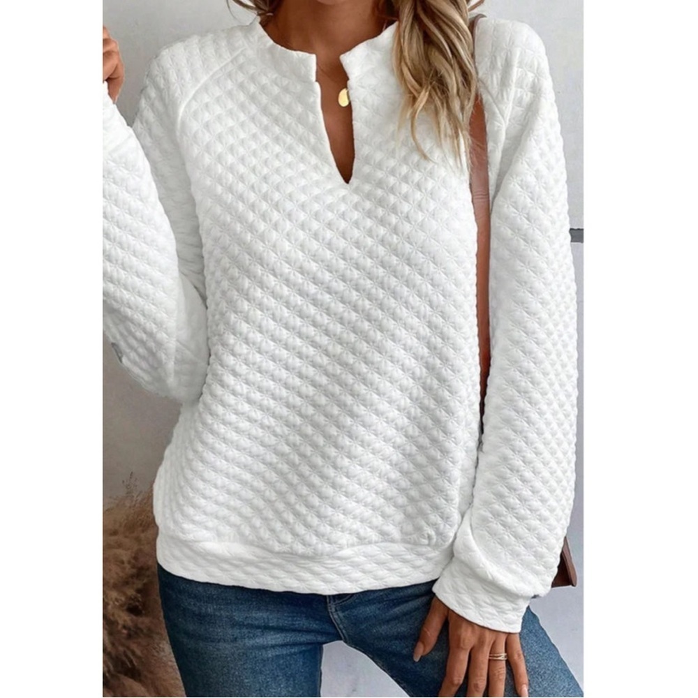 White V Neck Quilted Long Sleeve Top